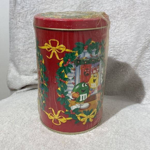 M&M’s vintage collectible NEW in plastic 1993 Christmas Tin - Picture 2 of 6